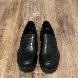 Vagabond Kenova Penny Loafer - BRAND NEW